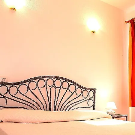 Piscina Rei ホテル